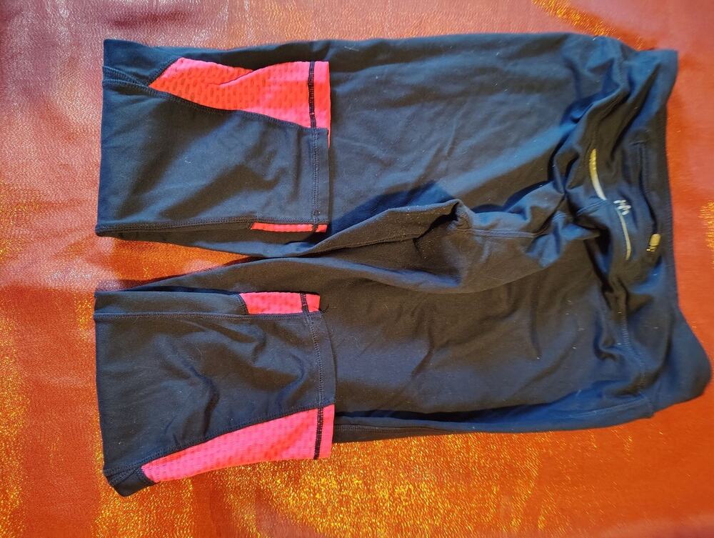 Womens Black Pink Mesh Capri Leggings Yoga Athletic Workout Pants Pockets Slim